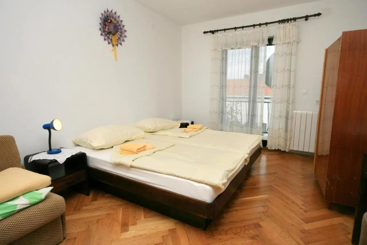Marine Apps Apartment Novi Vinodolski Croatia